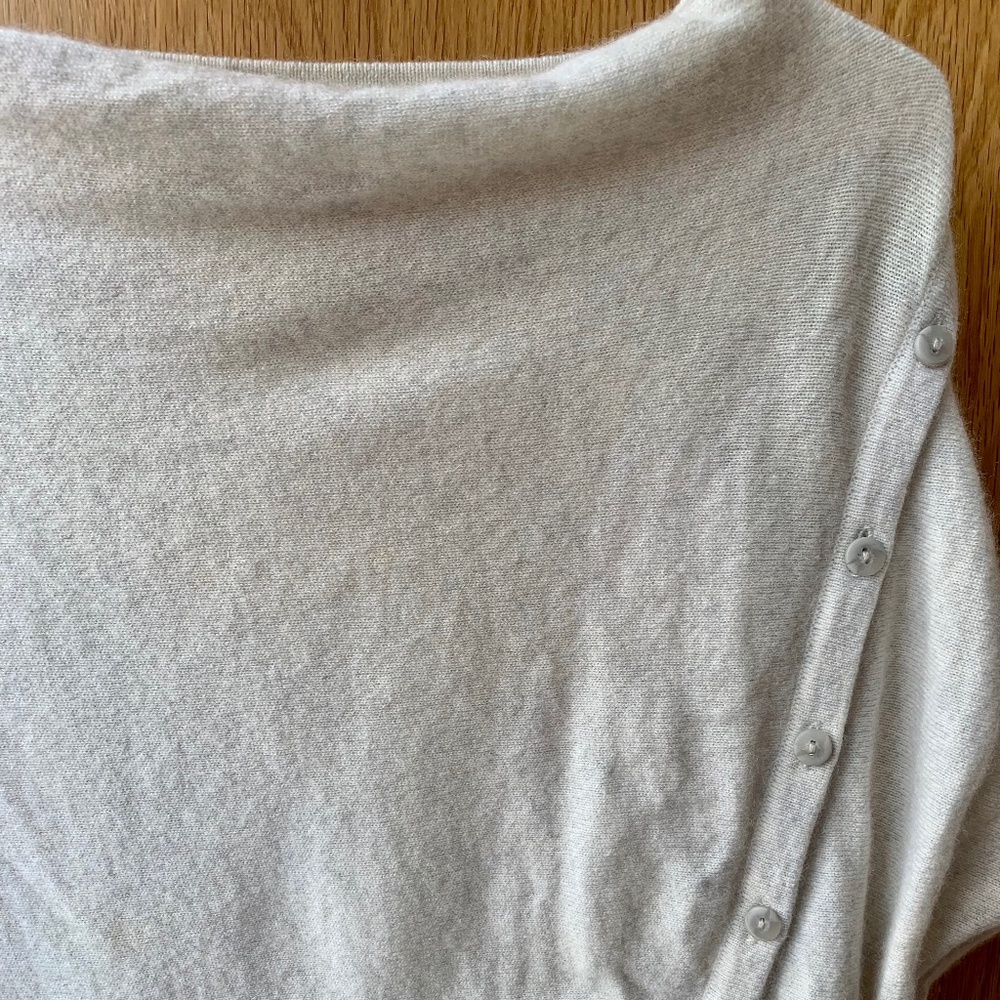 Club Monaco 100% Cashmere Sweater, XS